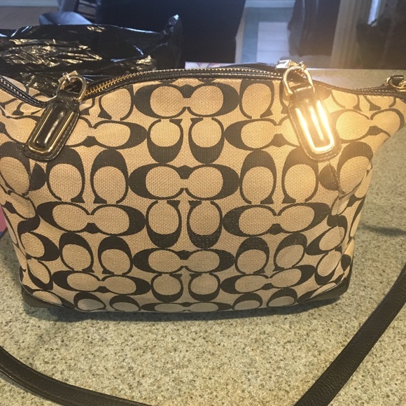 Hello I am selling med size coach purse it brown &black  it is authentic - Picture 2 of 5